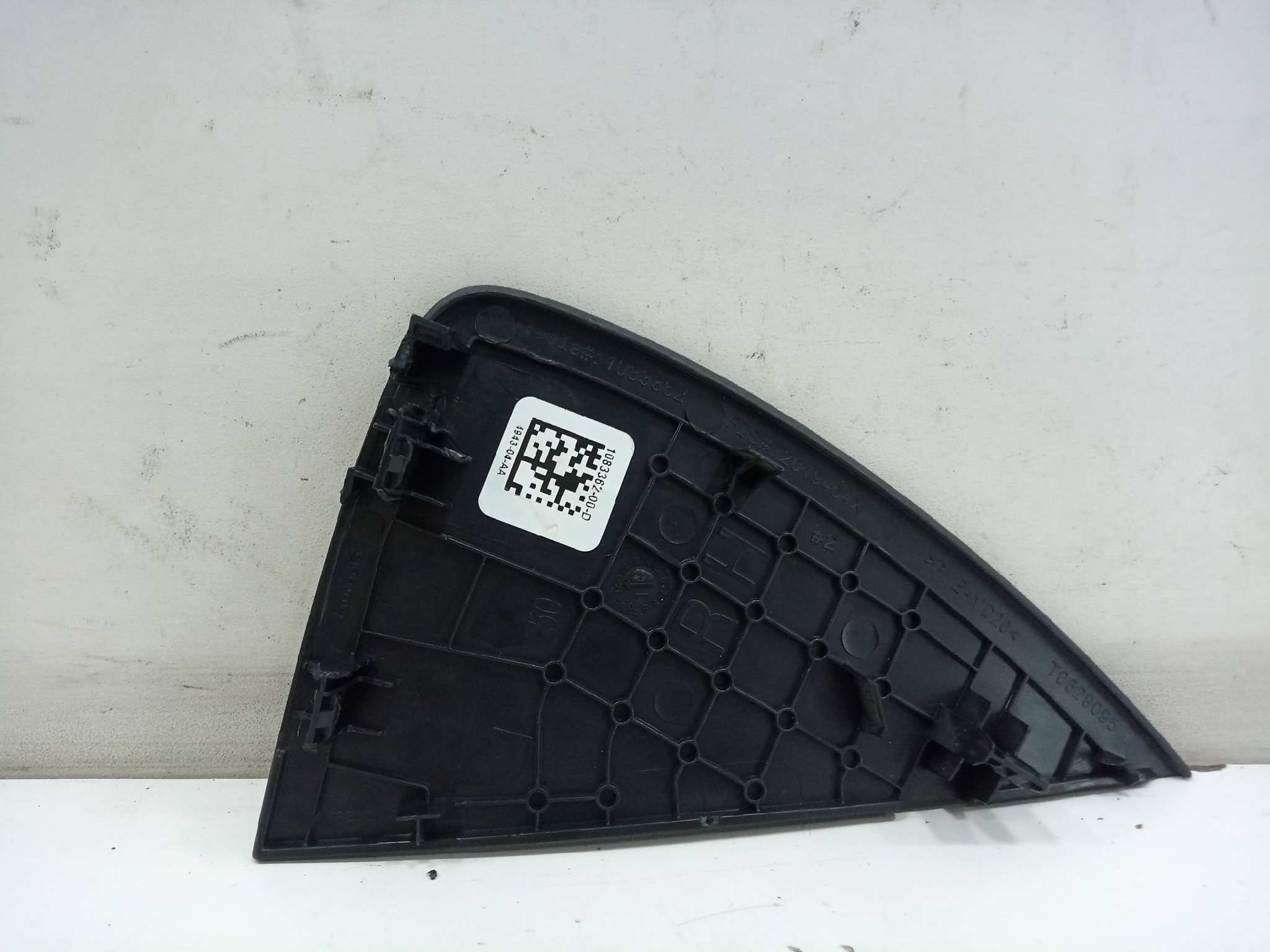  tapa lateral derecha guarnecido salpicadero   tesla model 3 bev long range awd