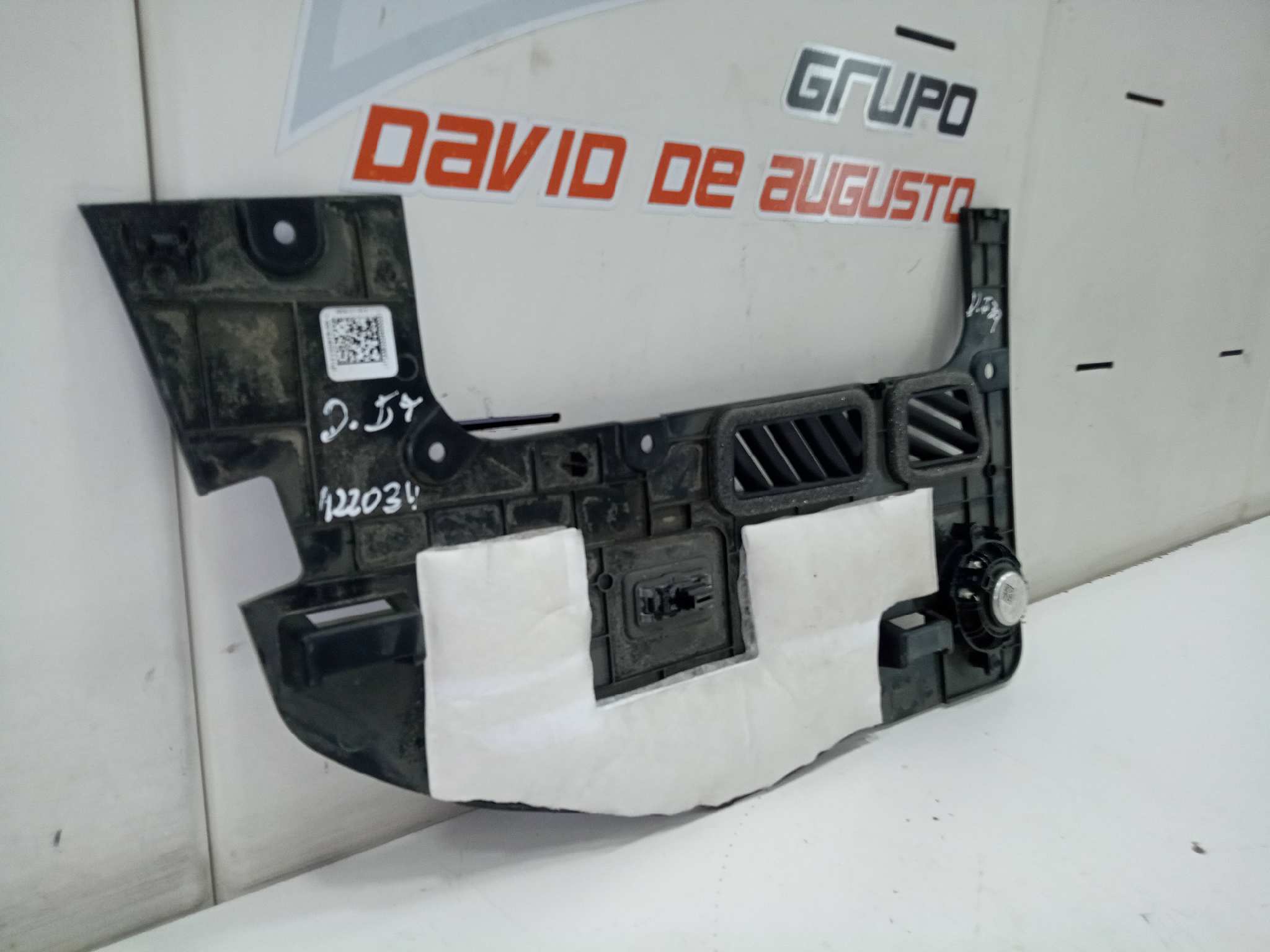  cubierta bajo salpicadero izquierda   tesla model 3 bev long range awd