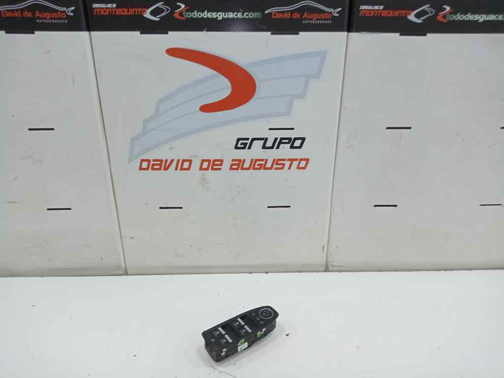  mando elevalunas delantero izquierdo   renault clio v s&s 1.0 tce 12v