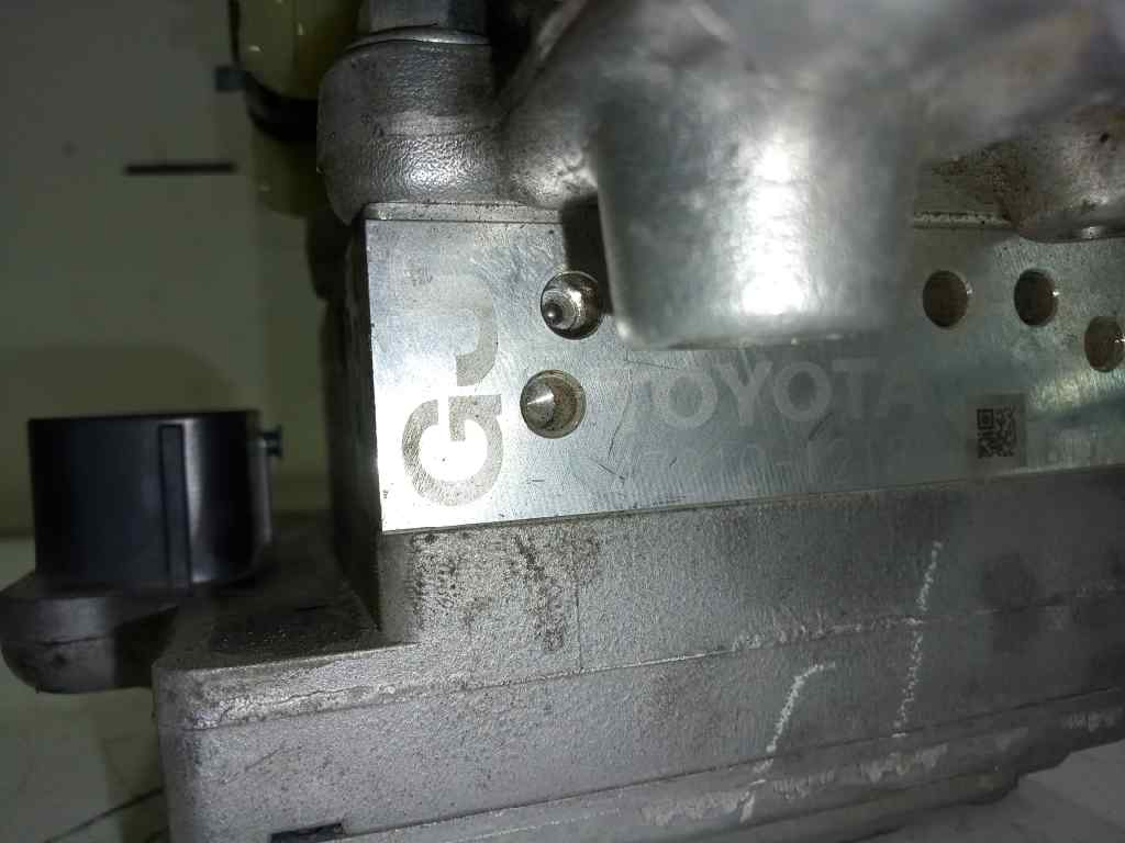  abs   toyota auris hybrid active 1.8 16v (hibrido)