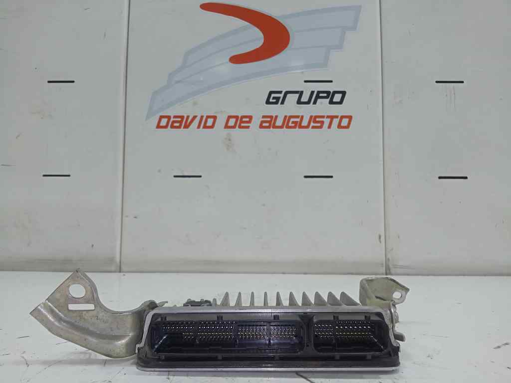  uce ecu   toyota auris hybrid active 1.8 16v (hibrido)