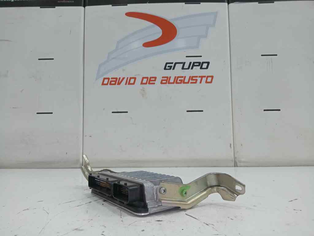  uce ecu   toyota auris hybrid active 1.8 16v (hibrido)