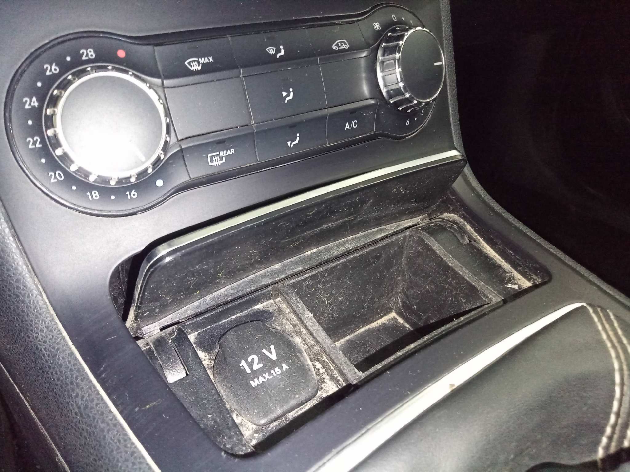  cenicero   mercedes clase b (w246) b 180 cdi (246.212) 1.5 cdi cat