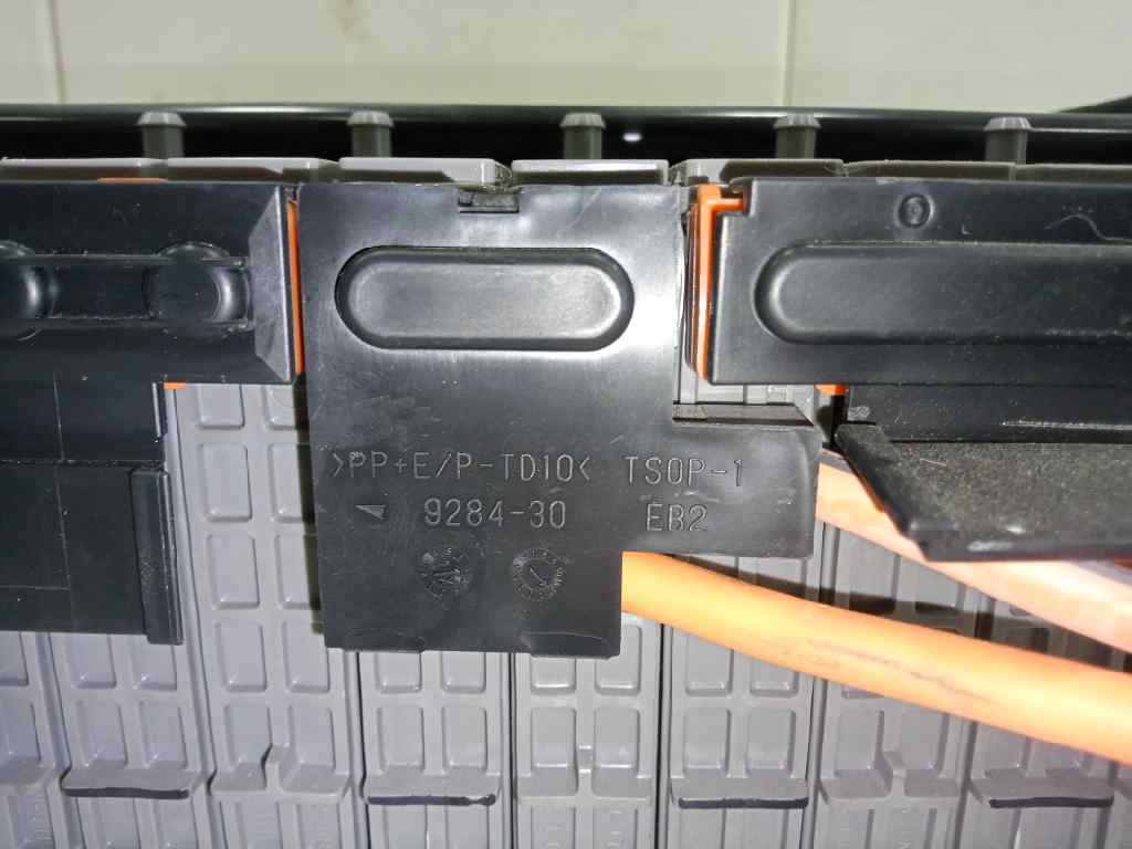  bateria   toyota auris hybrid active 1.8 16v (hibrido)