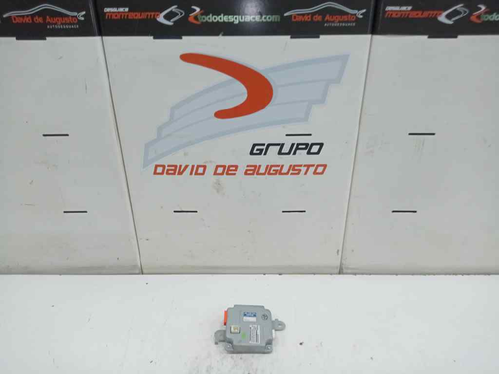  antiniebla delantero izquierdo   toyota auris hybrid active 1.8 16v (hibrido)