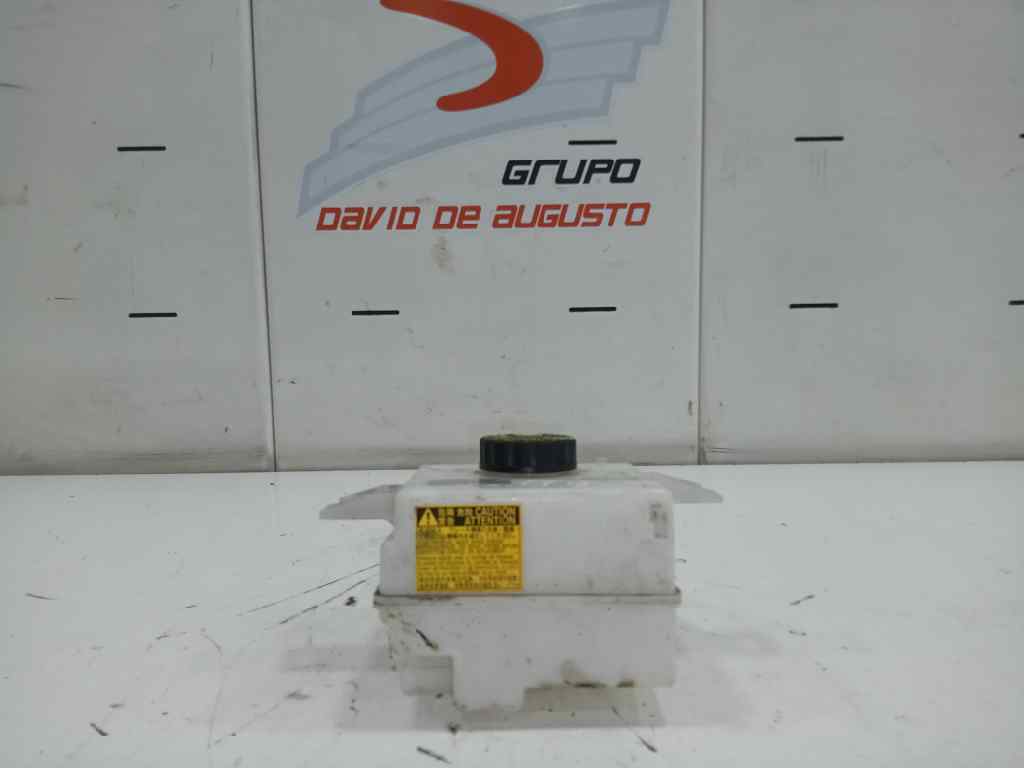  deposito liquido de frenos   toyota auris hybrid active 1.8 16v (hibrido)