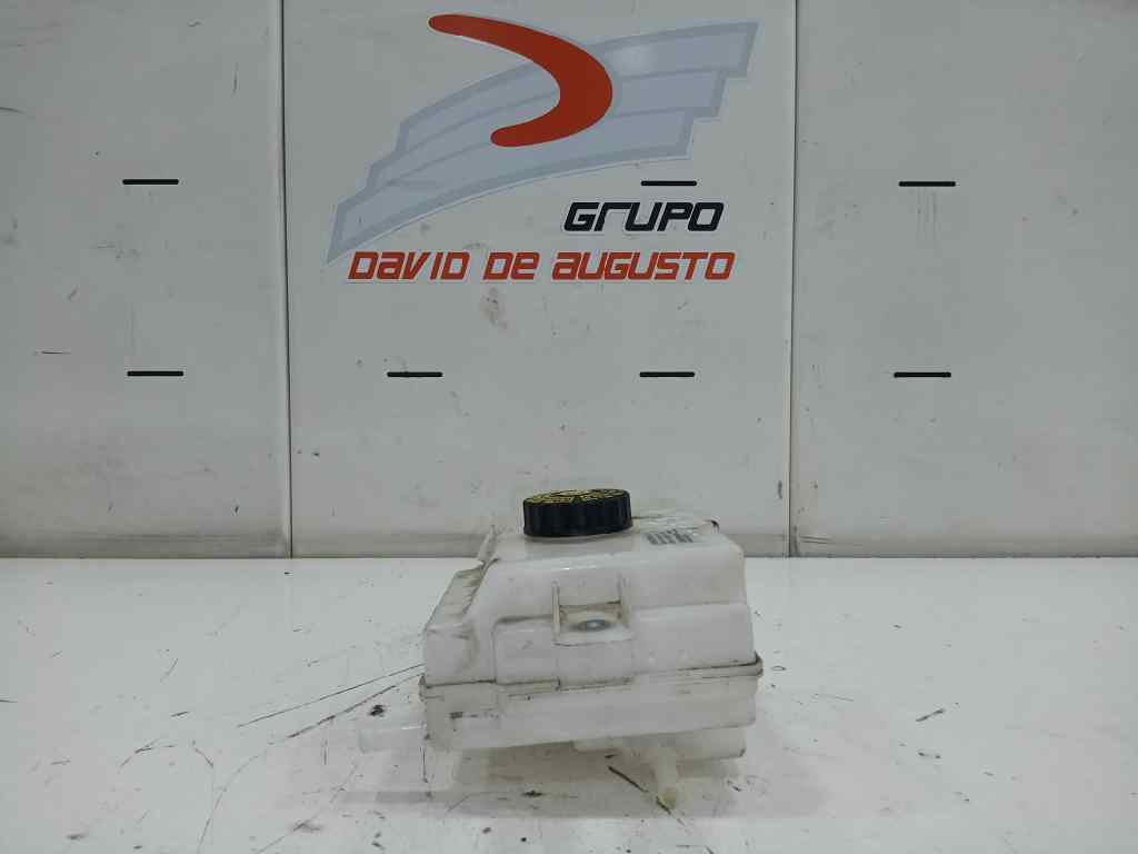  deposito liquido de frenos   toyota auris hybrid active 1.8 16v (hibrido)