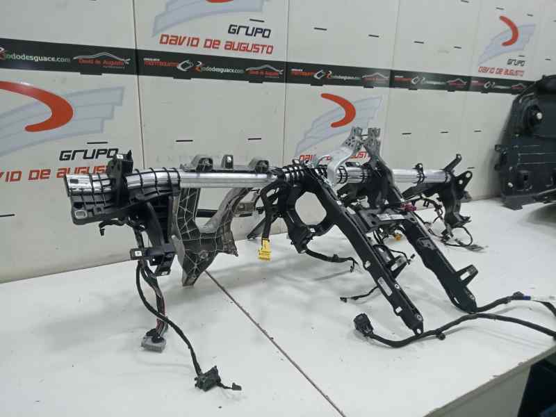 No identificado  tesla model 3 bev l