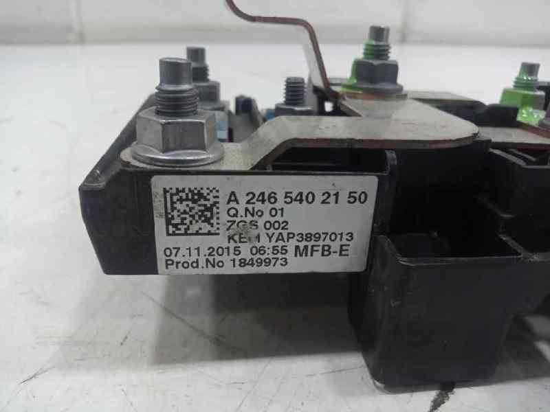 Caja reles / fusibles mercedesbenz clase b fastback