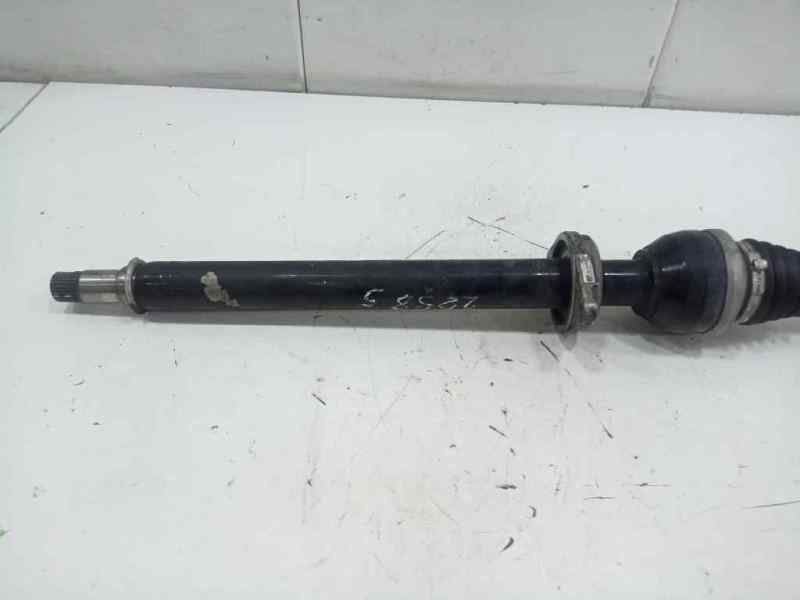 Transmision delantera derecha mercedesbenz clase b fastback