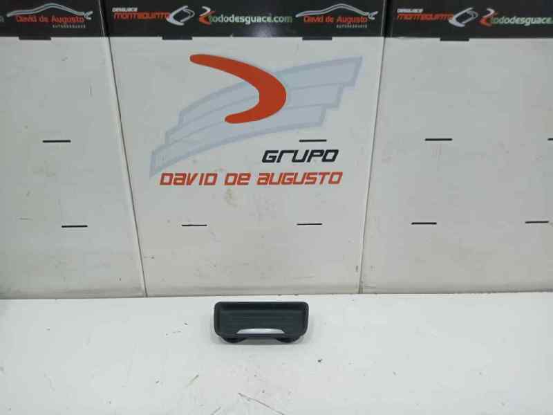 Tapa posavasos
923 bmw 3 gran turismo fastback (2