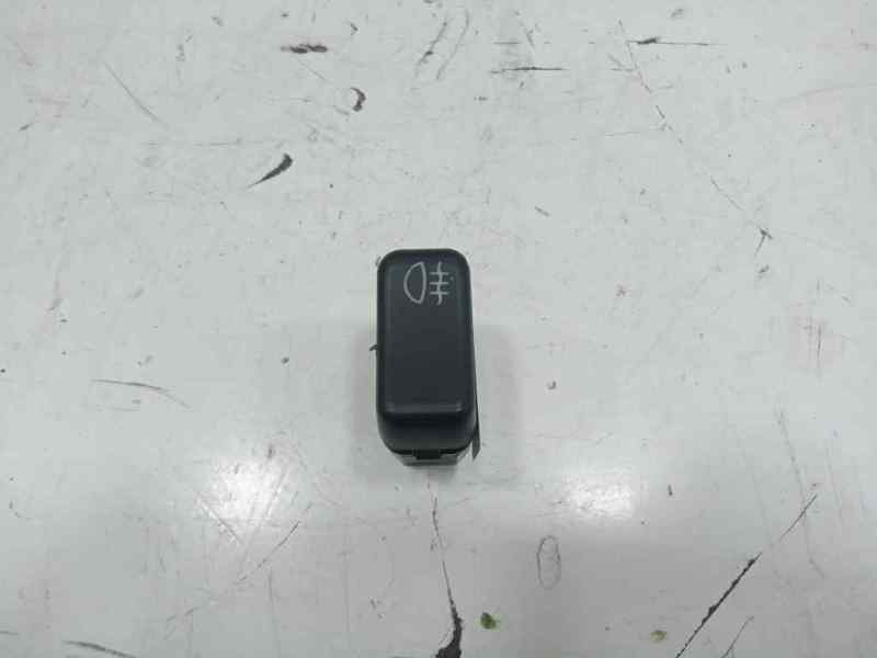 Interruptor antiniebla delantero fuso canter 3s13   |   01.13 