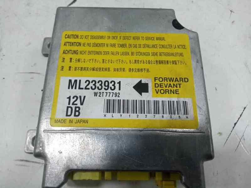 Unidad de control airbag fuso canter 3s13   |   01.13 