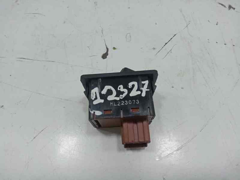 Interruptor posicion de luces fuso canter 3s13   |   01.13 