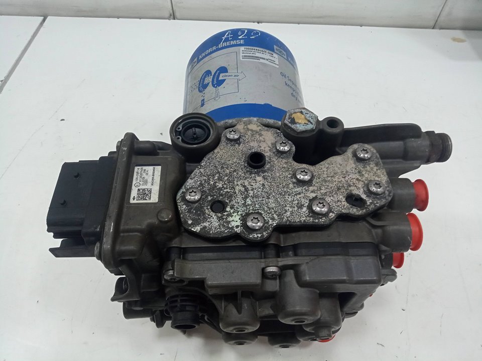 Valvula apu mercedes actros 23 4  ejes 8