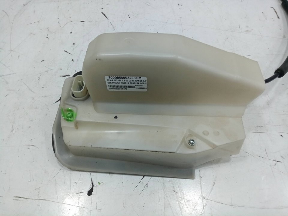 Cerradura puerta trasera derecha tesla model 3 bev long range a