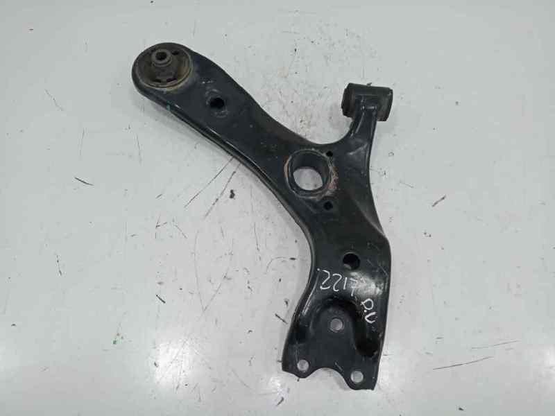 Brazo suspension inferior delantero derecho toyota yaris fastback (200720