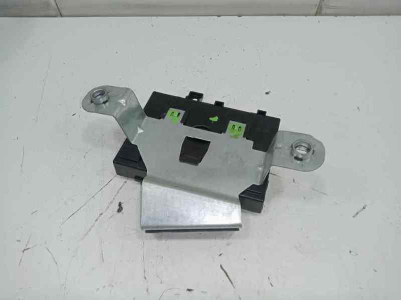 Modulo de cierre centralizado ford tourneo connect  grand t