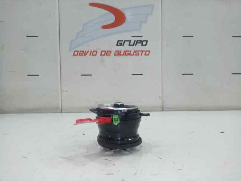 Aireador derecho toyota yaris fastback (200720