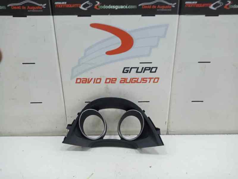 Guarnecido cuadro instrumentos toyota yaris fastback (200720