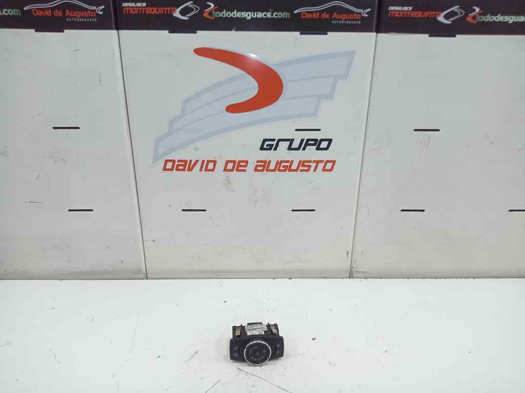 Mando luces ford tourneo connect  grand t