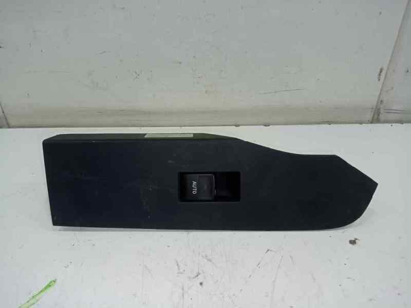 Mando elevalunas delantero derecho toyota yaris fastback (200720