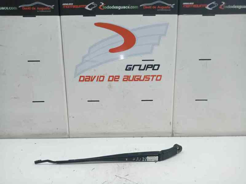 Brazo limpia delantero izquierdo toyota yaris fastback (200720
