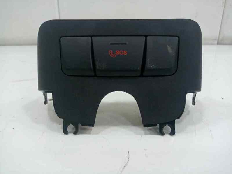 Interruptor sos mercedesbenz clase b fastback