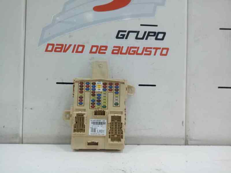 Caja reles / fusibles hyundai santa fÉ iii suv (2012