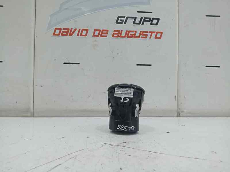 Rejilla aire central izquierda mercedesbenz clase b fastback