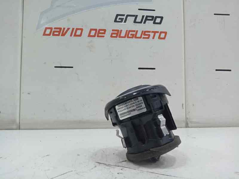 Rejilla aire delantera izquierda mercedesbenz clase b fastback