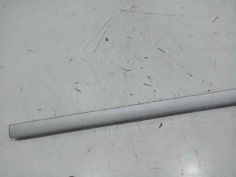 Embellecedor interior puerta porsche cayenne suv (20022007