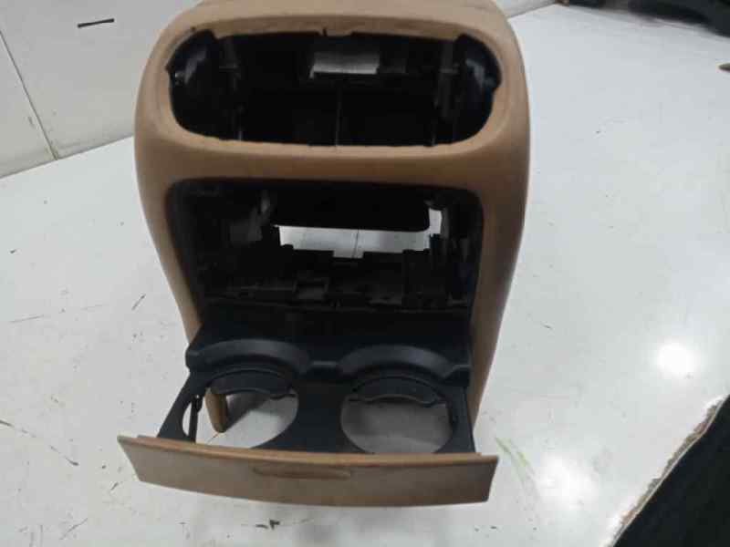 Apoyabrazos central porsche cayenne suv (20022007