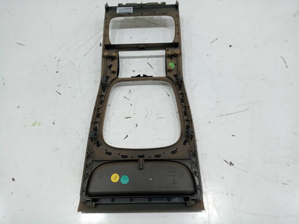 Embellecedor panel central porsche cayenne suv (20022007