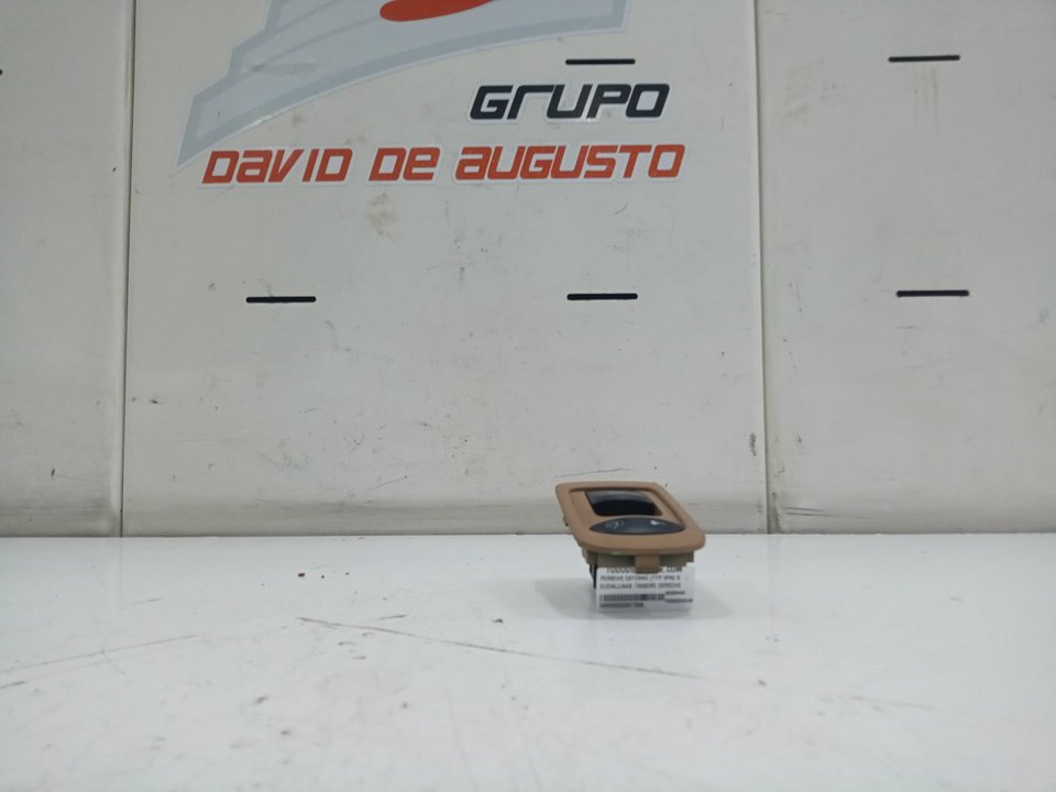 Elevalunas trasero derecho porsche cayenne suv (20022007