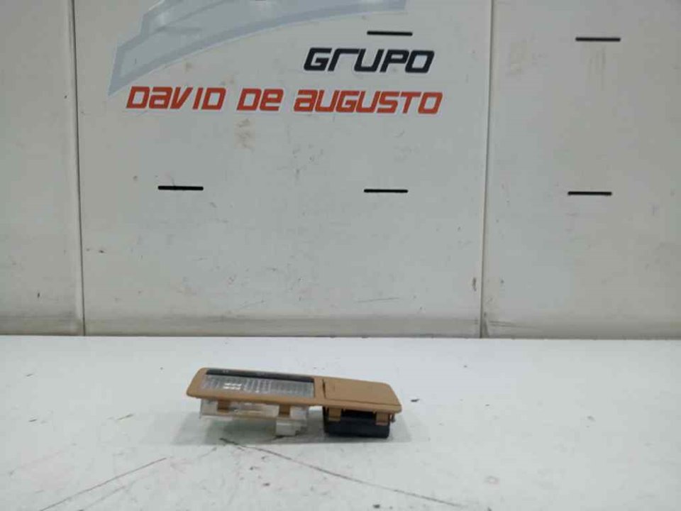 Luz interior trasera porsche cayenne suv (20022007