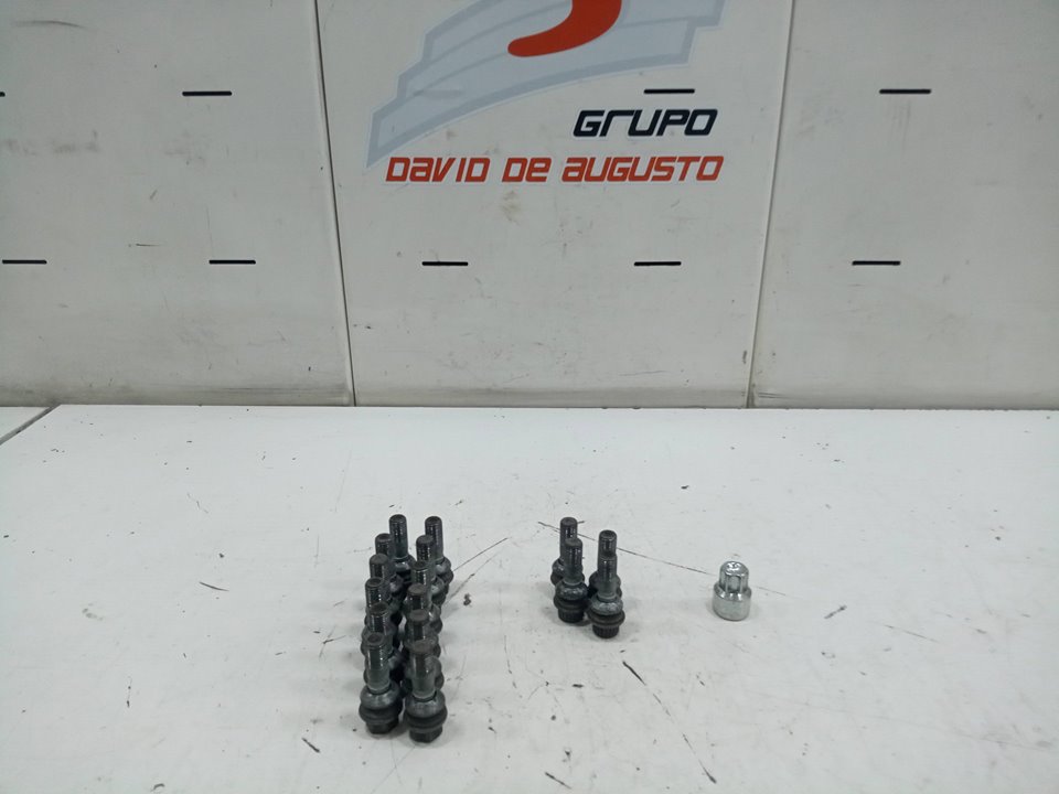 Tornillo de ruedas porsche cayenne suv (20022007