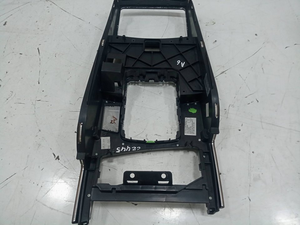Carcasa central de consola audi a6 sedÁn (20042006) 3.0