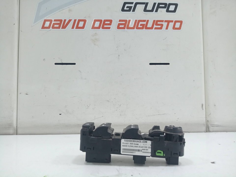 Mando elevalunas delantero izquierdo peugeot 3008 limusina monospac