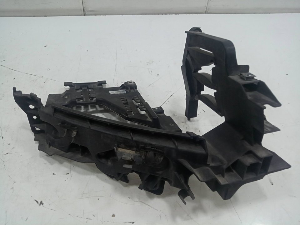 Soporte faro derecho audi q5 suv (20082017) 3.0 td