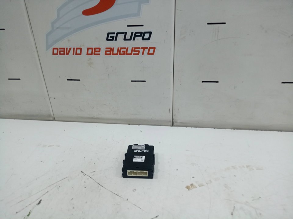 Centralita cambio automatico toyota yaris fastback (200720