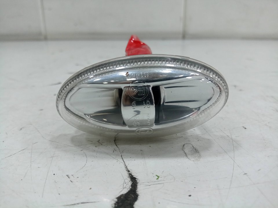 Piloto lateral derecho peugeot 307 berlina (s2)    |