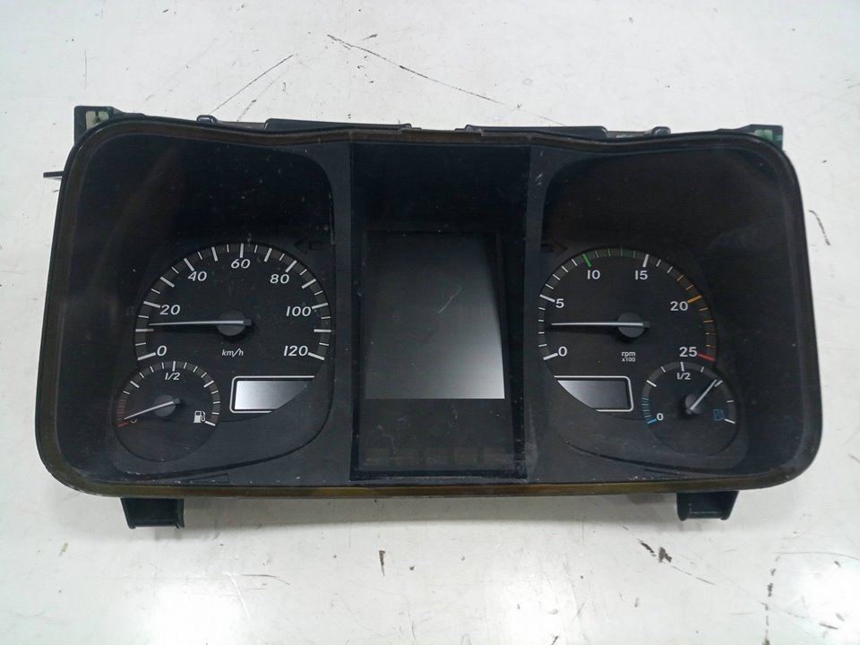 Cuadro instrumentos mercedes actros 23 4  ejes 8