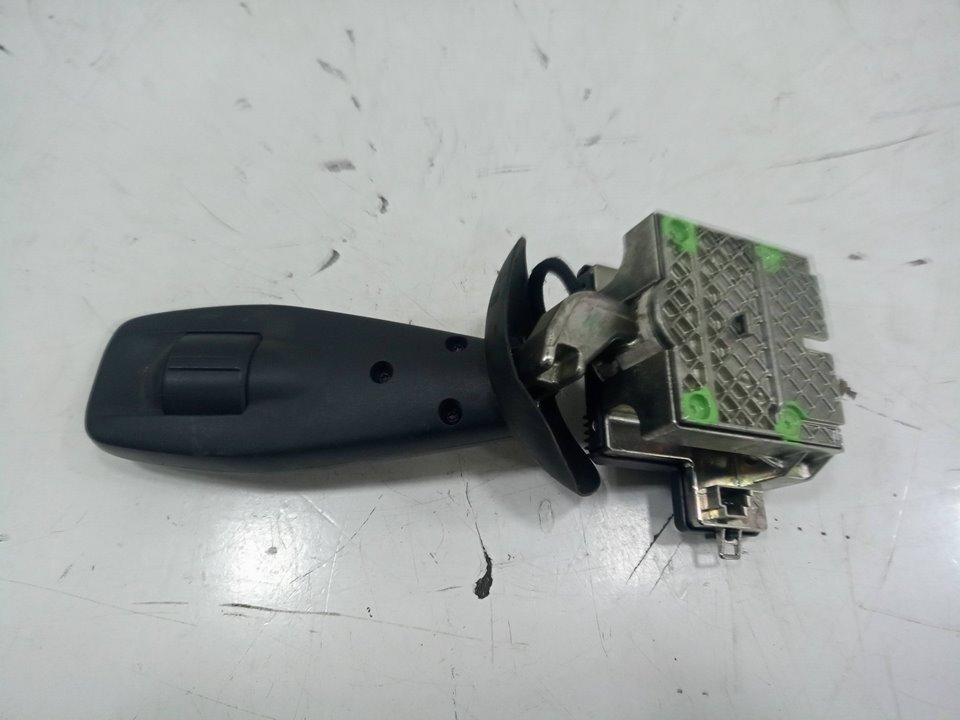 Mando selector de marchas  mercedes actros 23 4  ejes 8