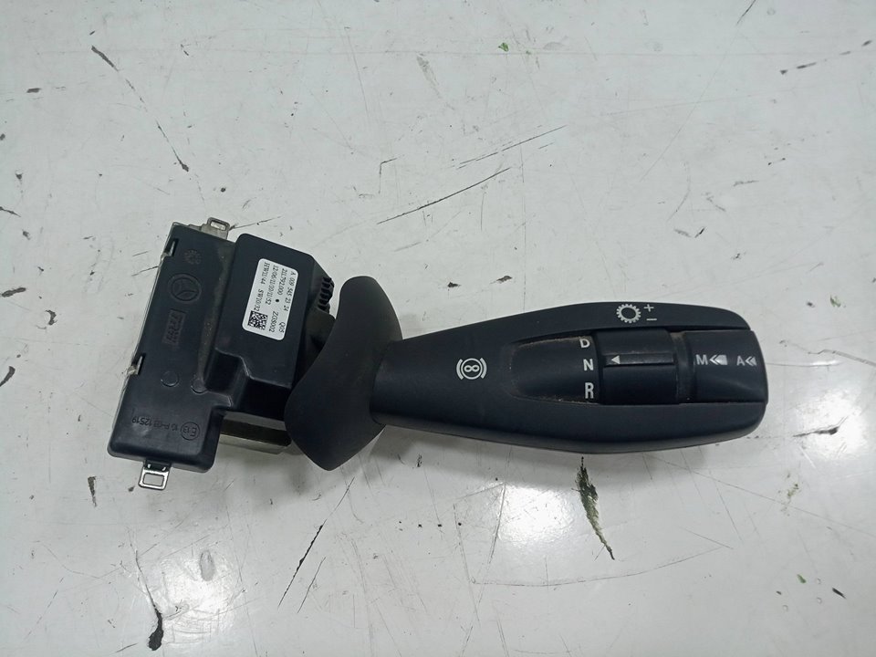 Mando selector de marchas  mercedes actros 23 4  ejes 8
