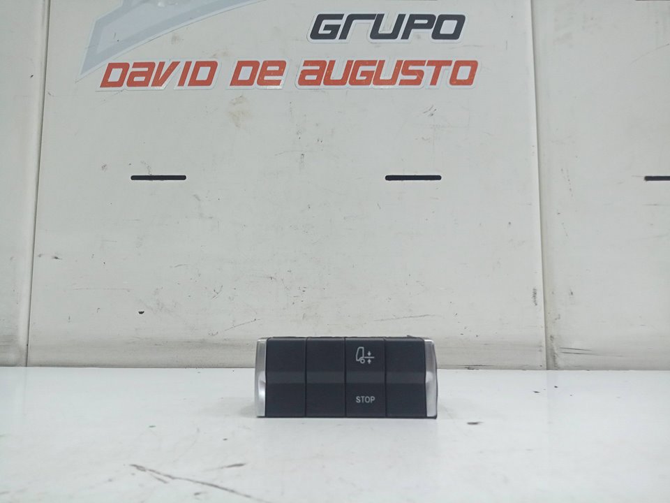 Botonera mercedes actros 23 4  ejes 8