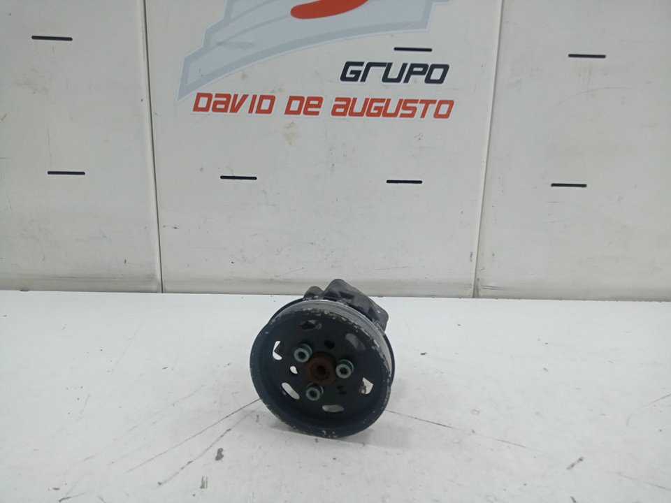 Bomba direccion volkswagen golf iv fastback (1