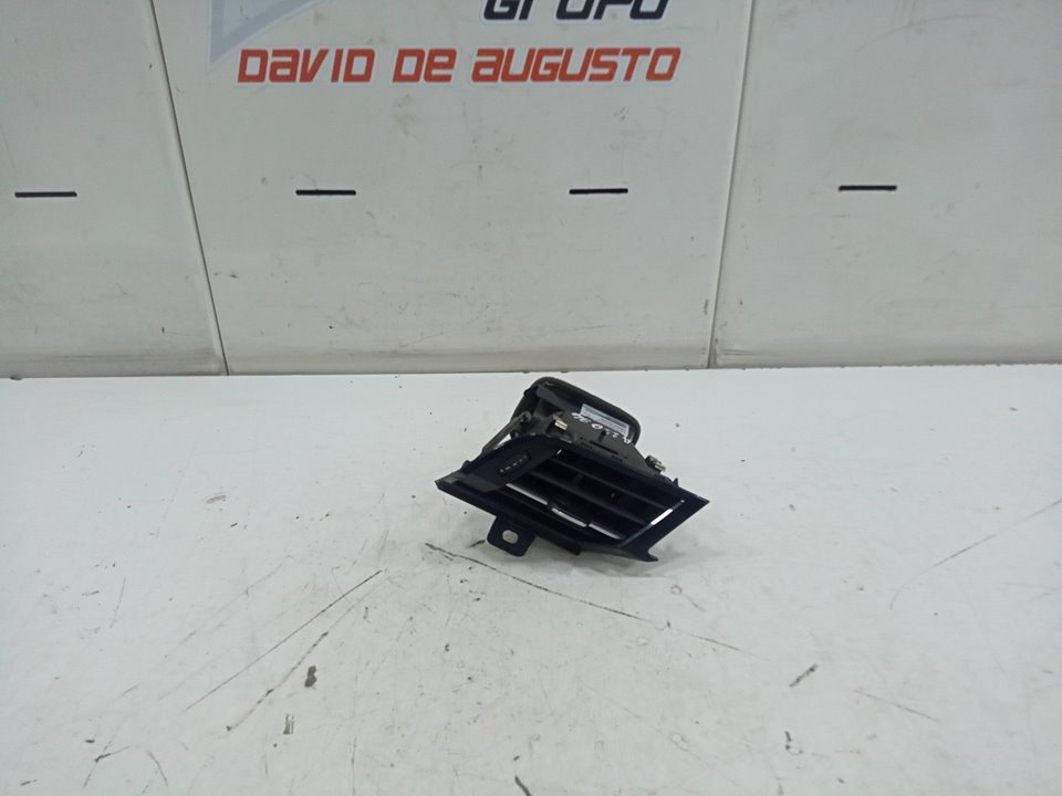 Aireador izquierdo audi q3 suv (20142018) 2.0 td
