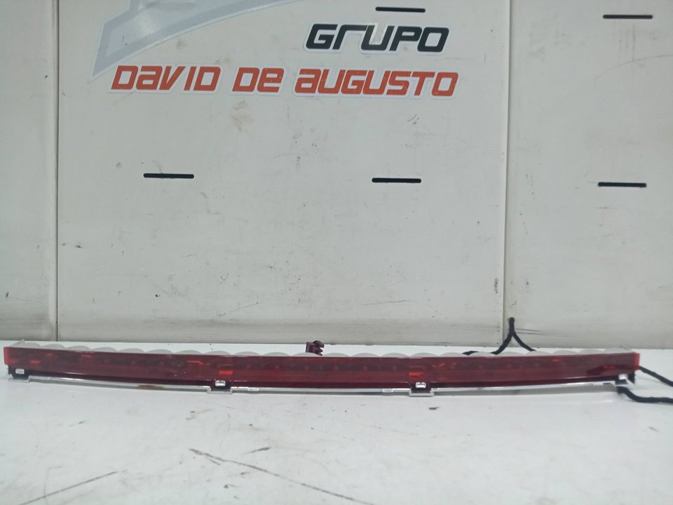 Luz central de freno mercedesbenz clase e sedÁn (2