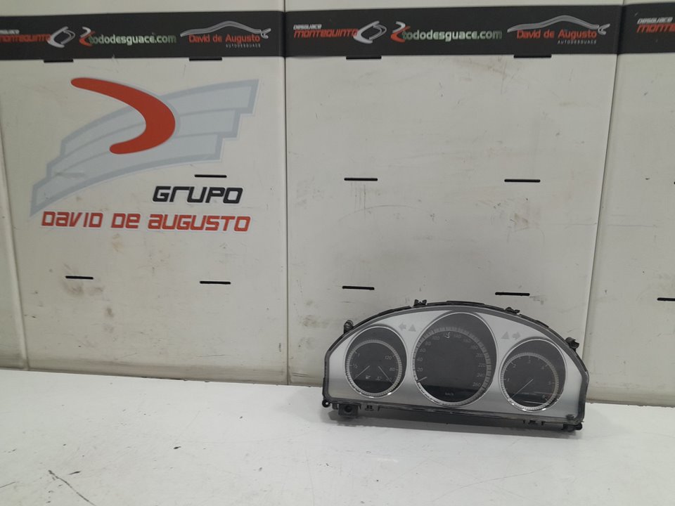 Cuadro instrumentos mercedesbenz clase glk suv (2